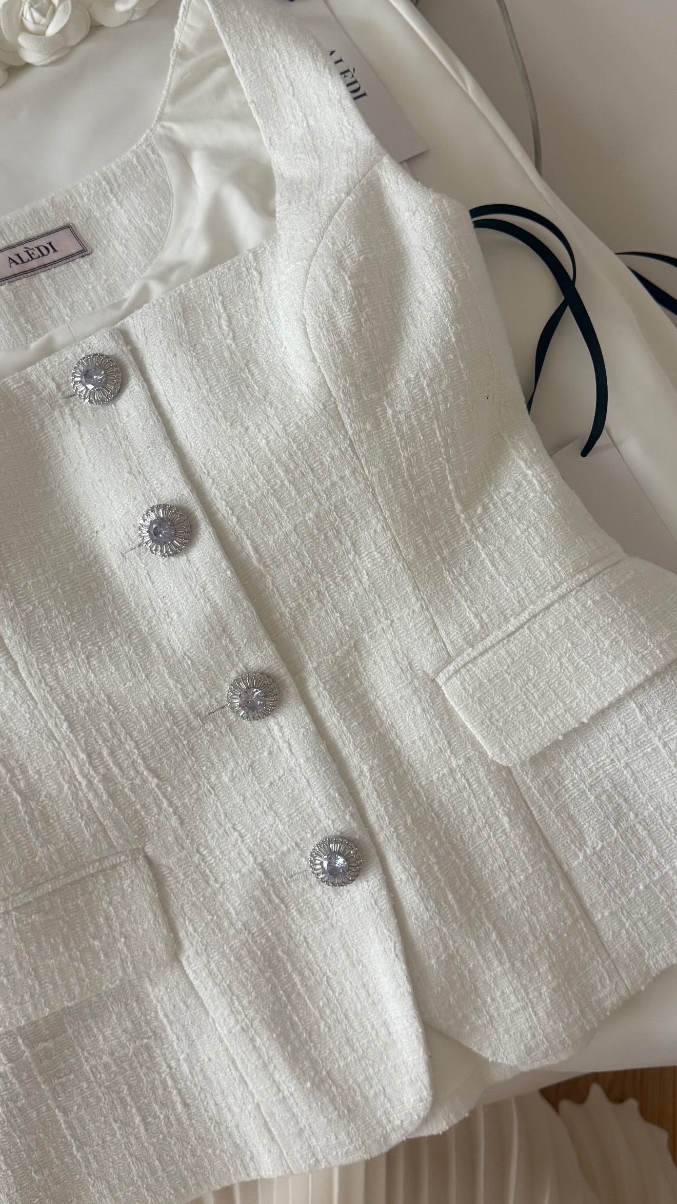DEBORA WHITE VEST