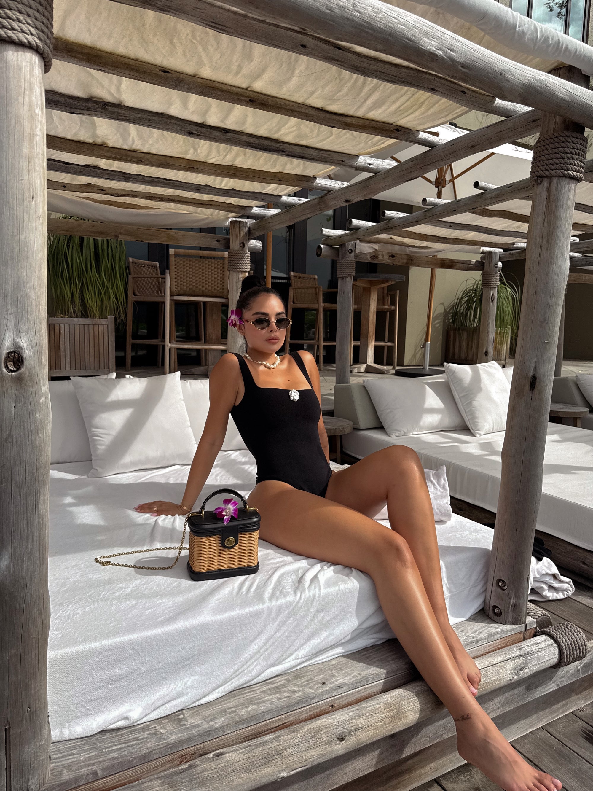 RAQUEL BODY